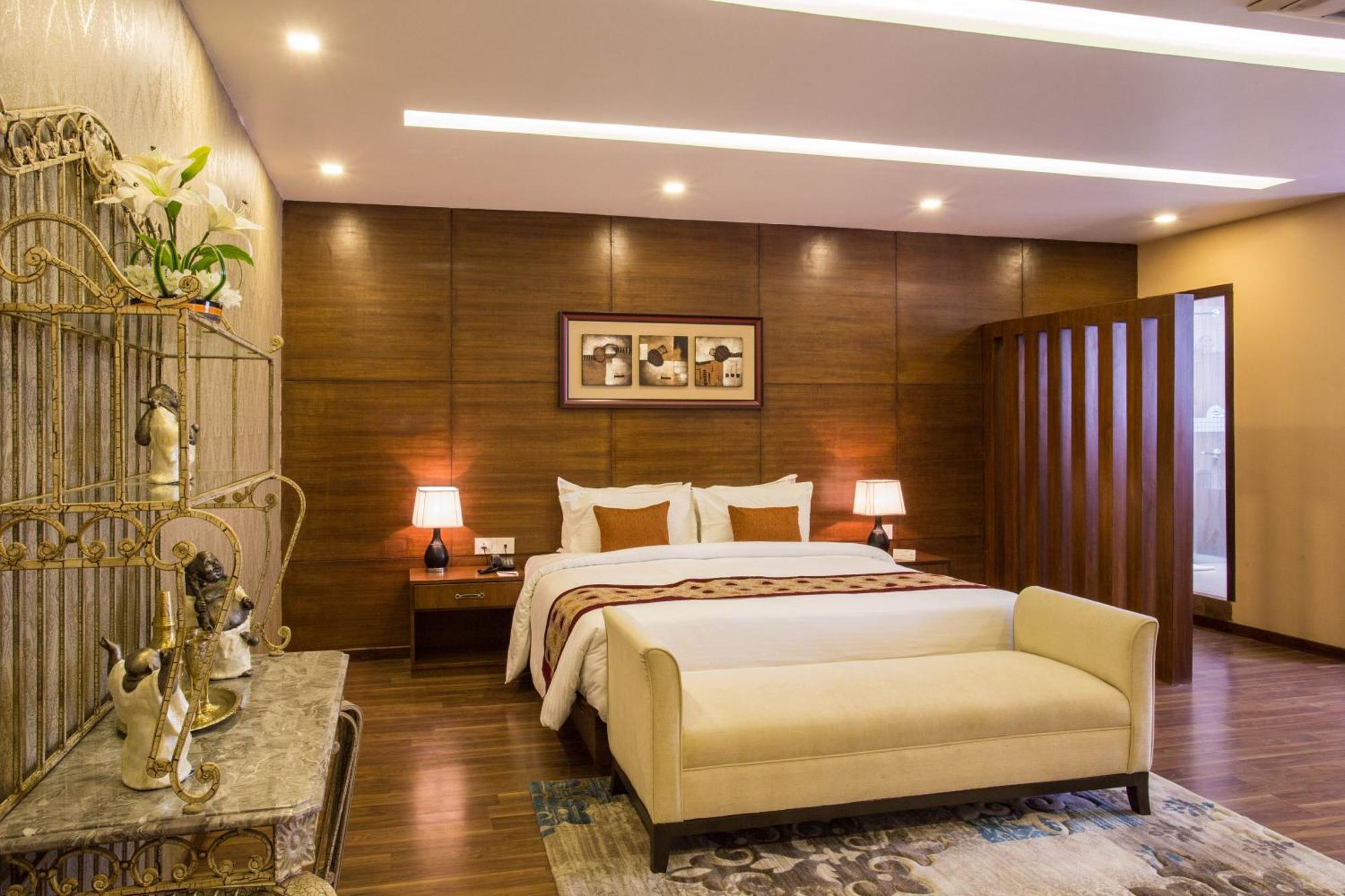 Yatri Suites And Spa Catmandu Quarto foto