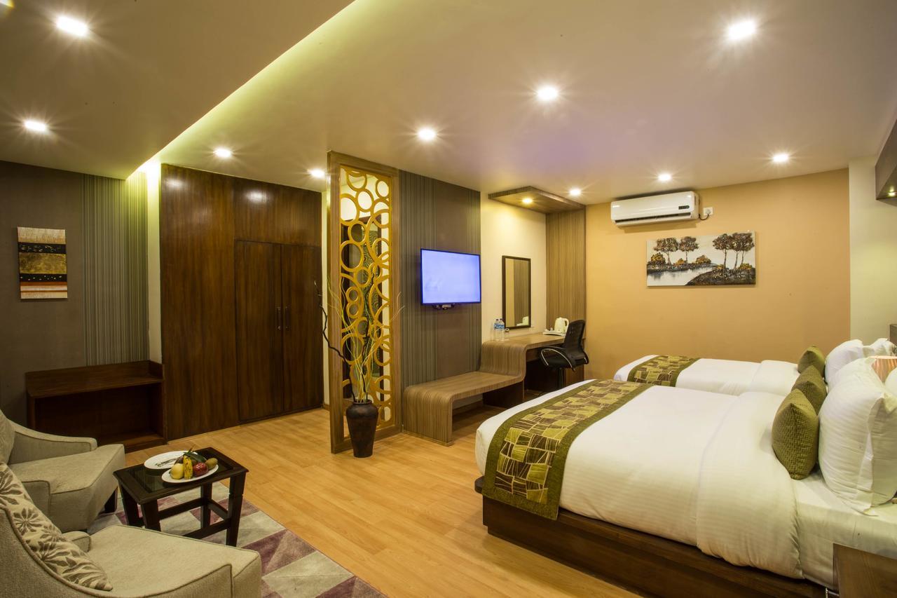 Yatri Suites And Spa Catmandu Exterior foto